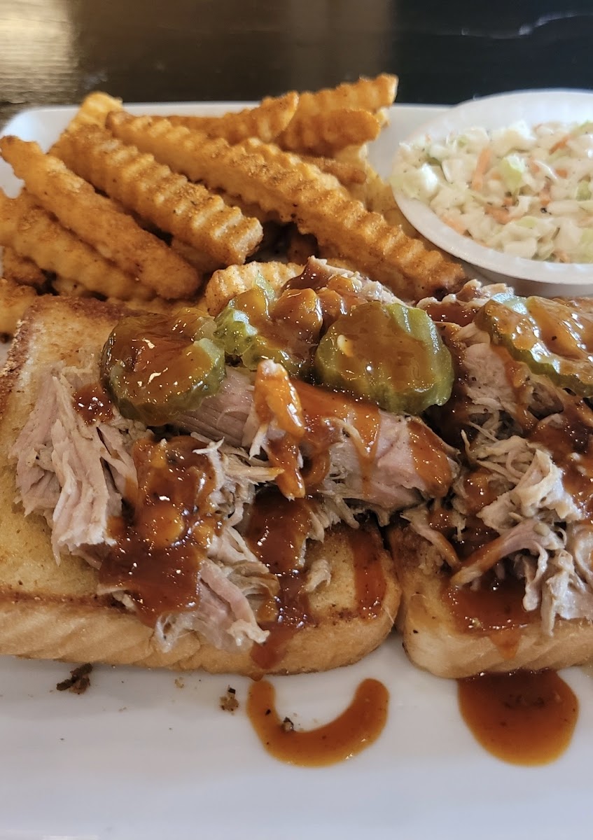 Miller's On Broadnax Photos 2